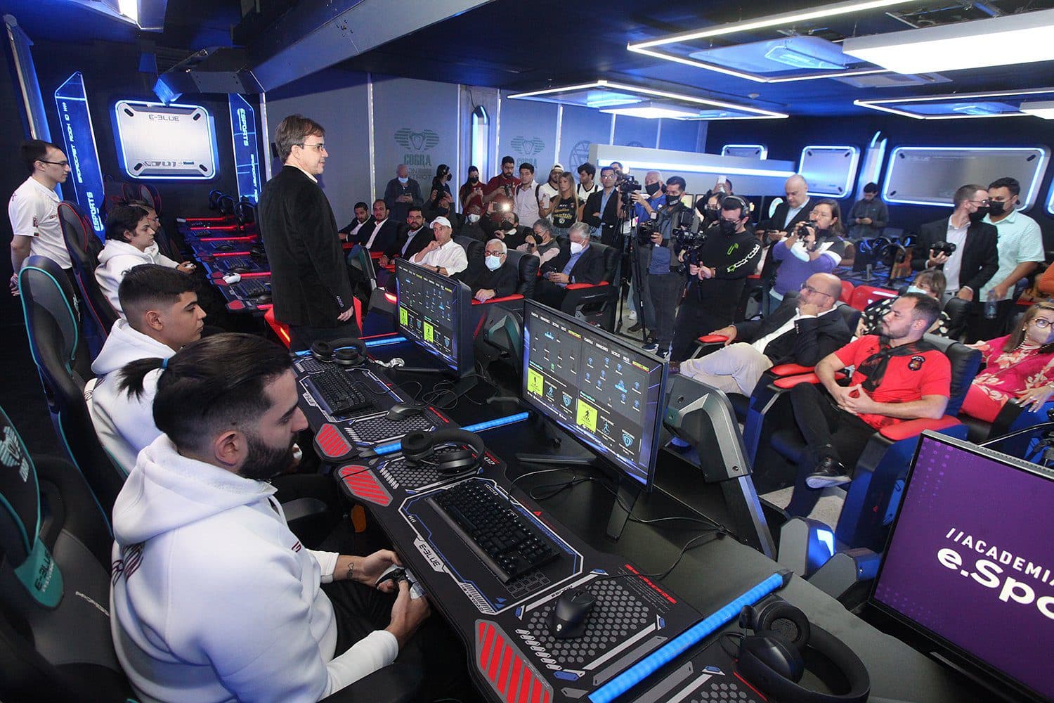 LA UCAB DIO LA BIENVENIDA A LOS DEPORTES ELECTRÓNICOS CON SU ACADEMIA DE E.SPORTS