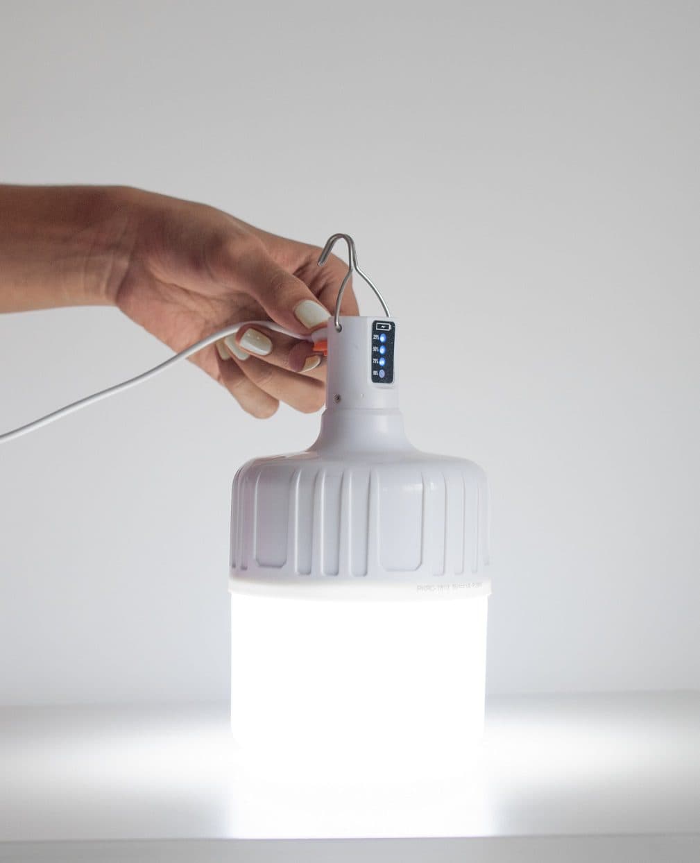 Pickens: En la maleta de viaje no debe faltar un bombillo recargable