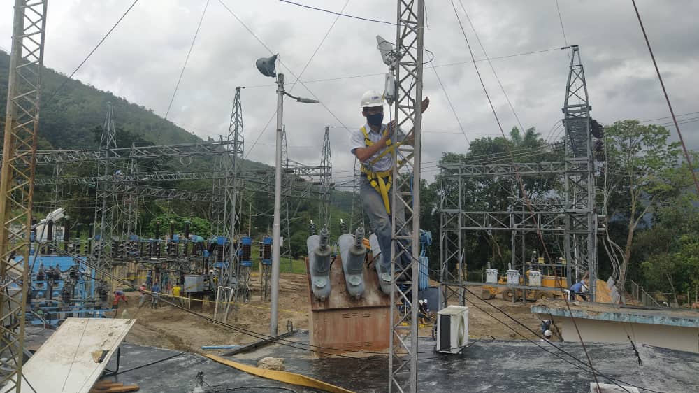 Cantv instala antenas Wifi en Mérida para brindar Internet gratis a las comunidades afectadas por las lluvias