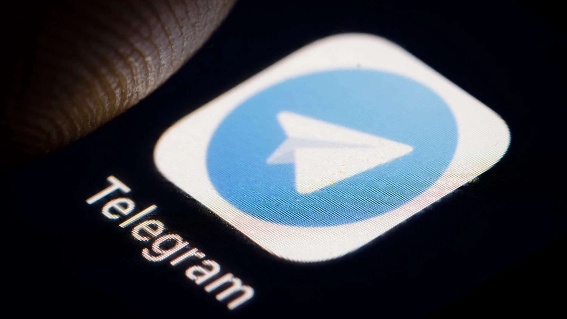 Novedades de Telegram: Gestor de descargas, nuevo menú para adjuntar, streaming y más.