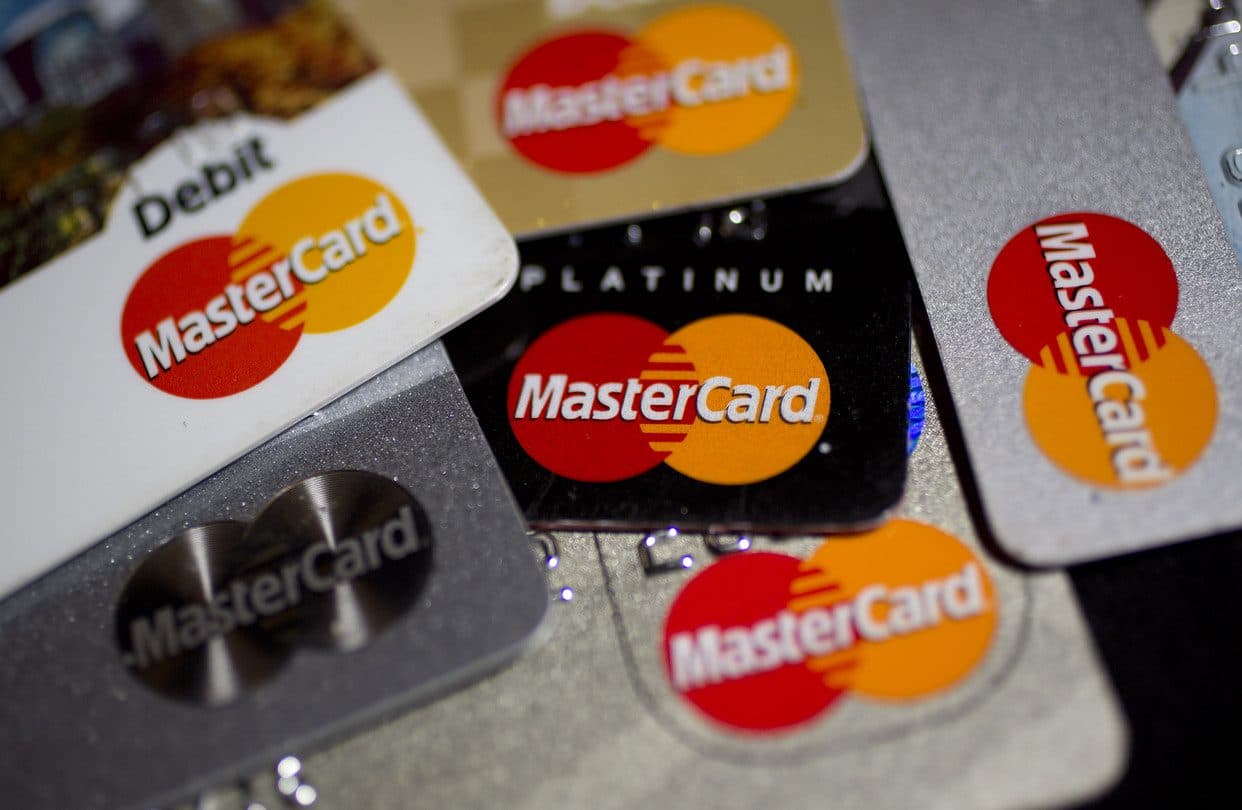 Tarjetas de Débito Mastercard llegan a Venezuela para compras en línea y con tecnología contactless