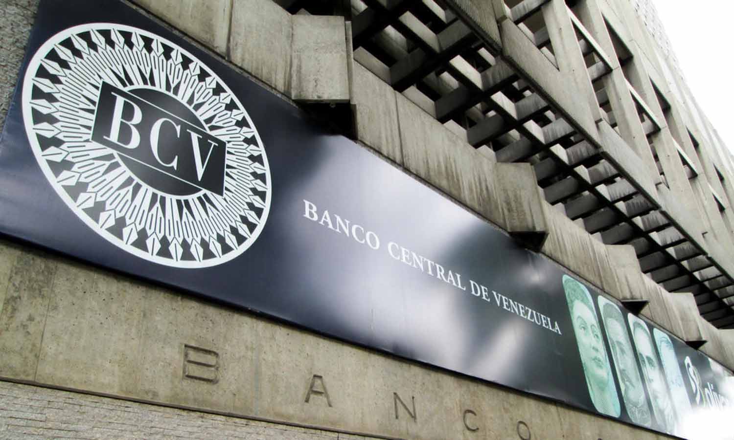 Dólar oficial cerca de alcanzar los 9 Bolívares, según última actualización del BCV