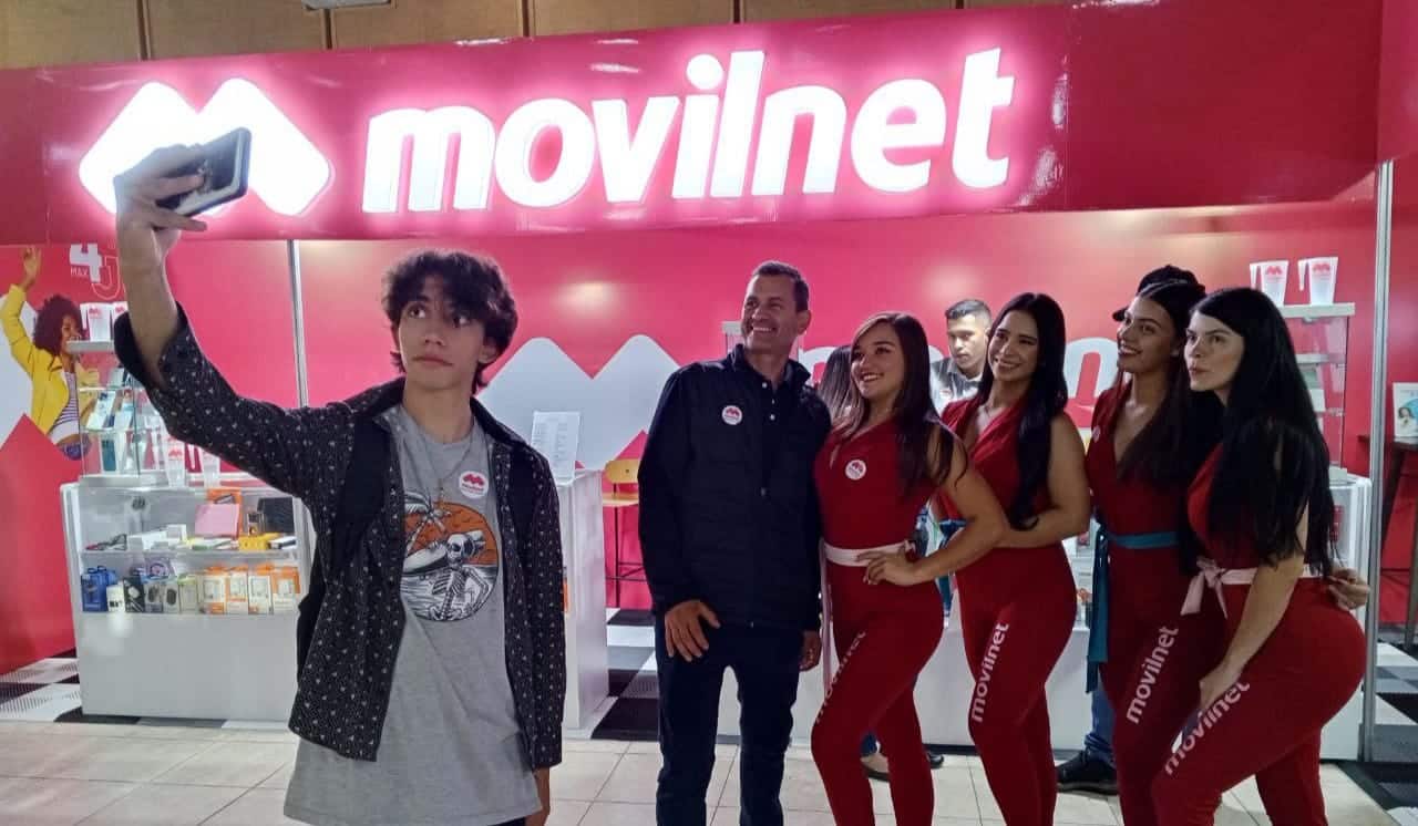 Movilnet actualiza a sus clientes en la Feria Internacional del Sol 2024
