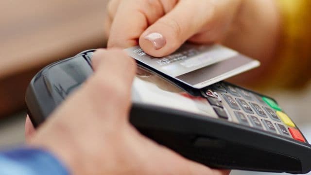 Pasos para realizar pagos sin contacto con la tarjeta debito Mastercard de Bancamiga