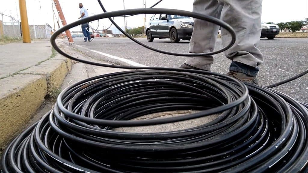 Cantv atendió corte de fibra óptica para conectar a comunidades de Valencia