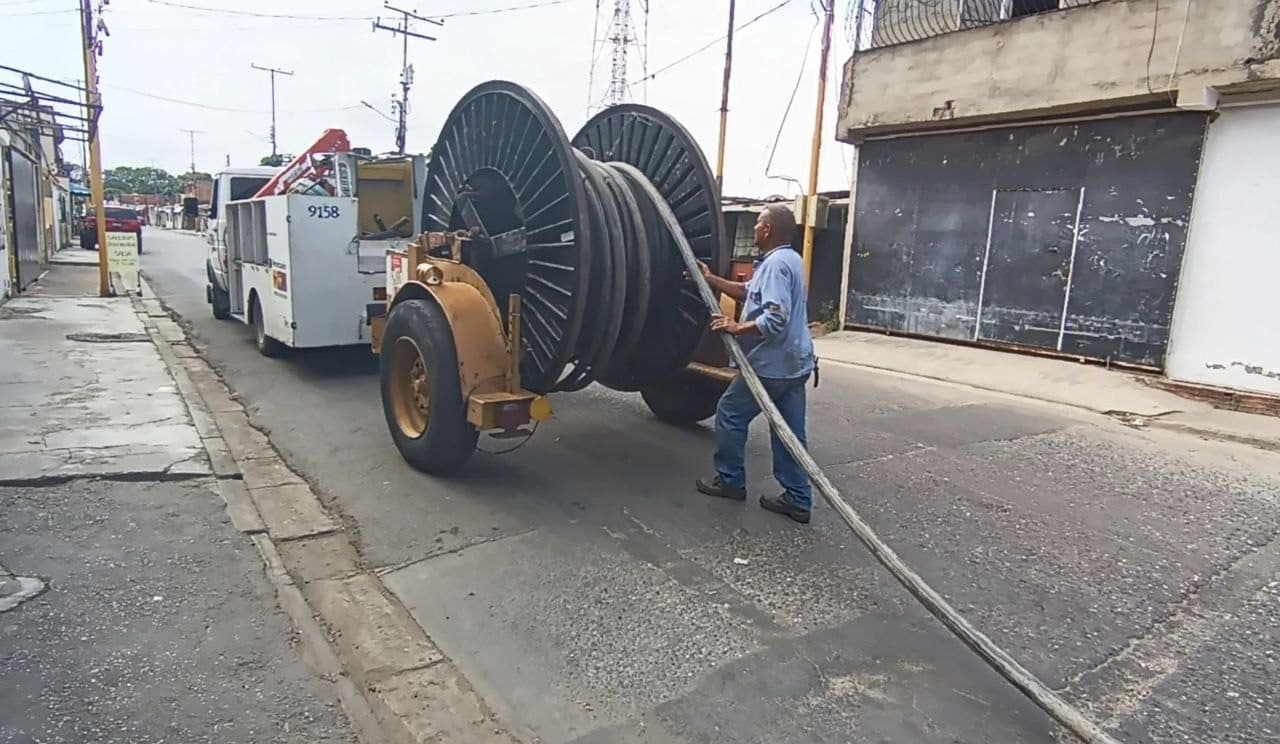 CANTV reestablece servicios de telefonía e Internet a más de 1.350 usuarios en Valencia