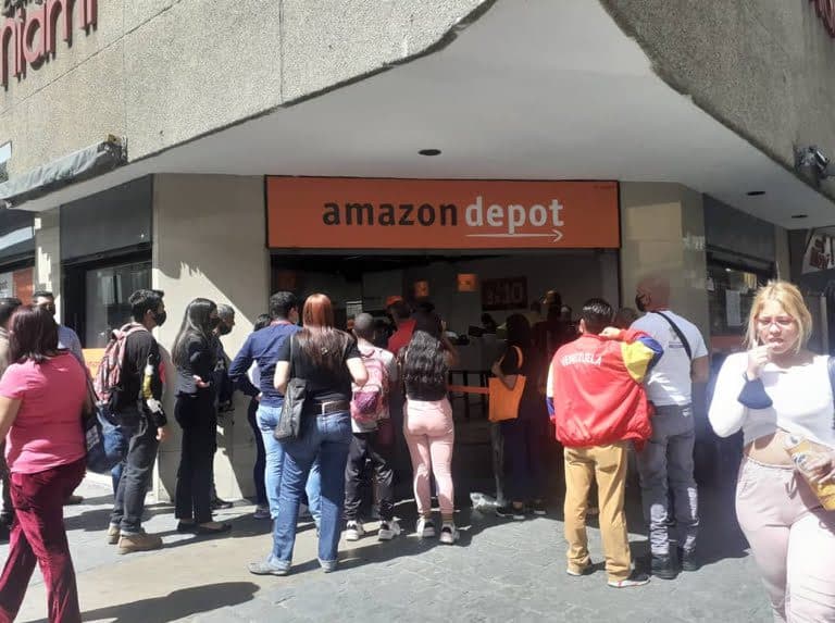 Caracas estrena una tienda Amazon Depot